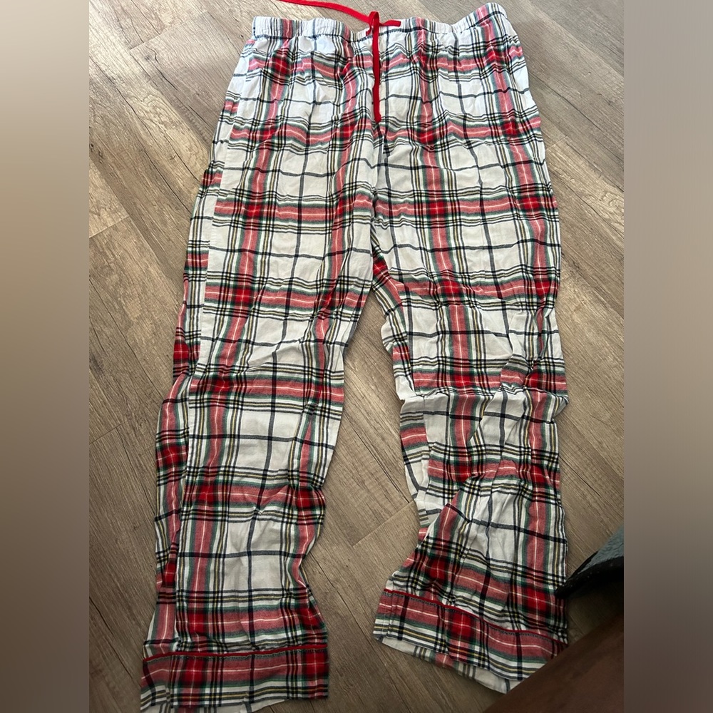 Men’s plaid pajamas set